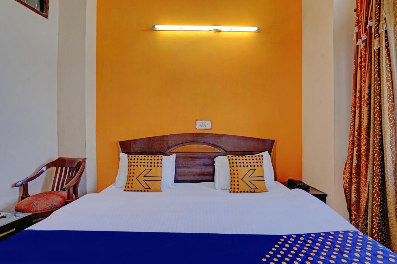 Spot On 79984 Hotel Castle View Mussoorie Exteriör bild